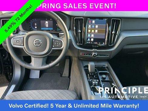 Certified 2025 Volvo XC60 B5 Core AWD/4WD image 17