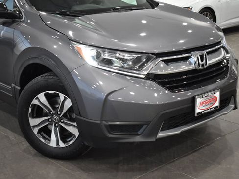 Used 2018 Honda CR-V LX image 3