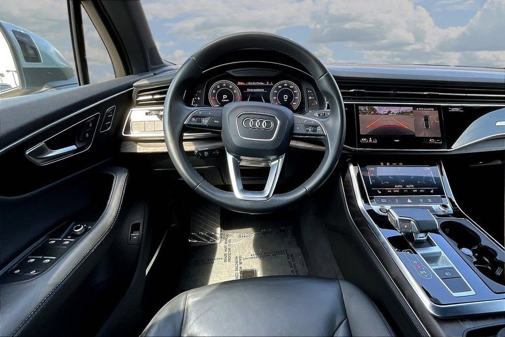 Used 2023 Audi Q7 2.0T Premium Plus w/ Premium Plus Package AWD/4WD image 8