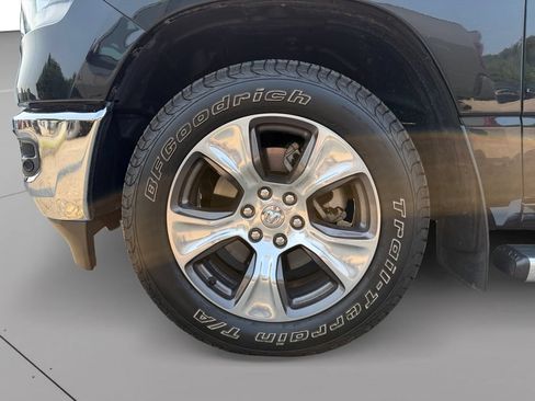 Used 2023 RAM 1500 Laramie AWD/4WD image 21
