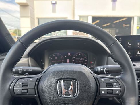 Used 2025 Honda Accord Sport image 23