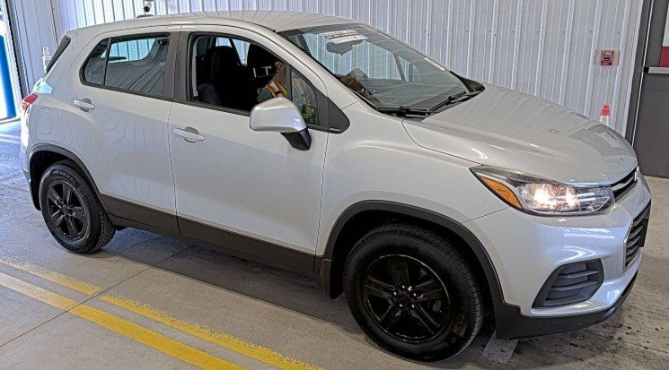 Used 2018 Chevrolet Trax LS w/ LPO, Protection Package AWD/4WD image 6