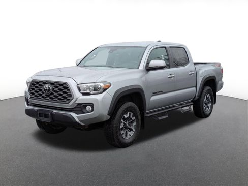 Used 2023 Toyota Tacoma TRD Off-Road AWD/4WD image 5