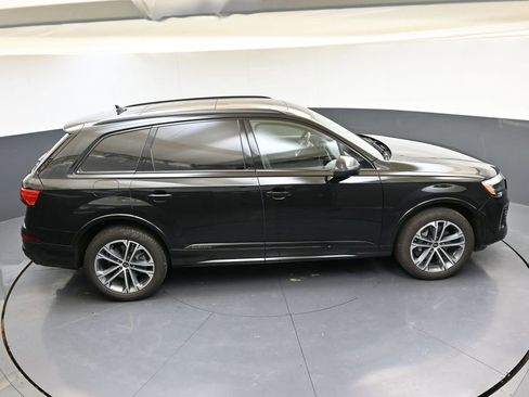 Certified 2025 Audi Q7 2.0T Premium Plus w/ Premium Plus Package image 50