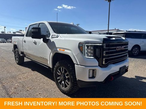 Used 2022 GMC Sierra 2500 AT4 AWD/4WD image 1