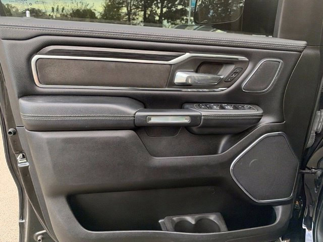 Used 2024 RAM 1500 Laramie AWD/4WD image 20