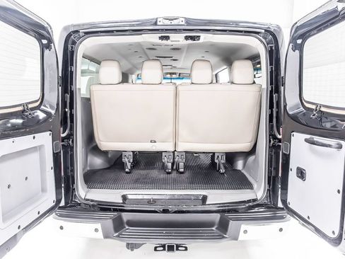 Used 2020 Nissan NV 3500 SL RWD image 37