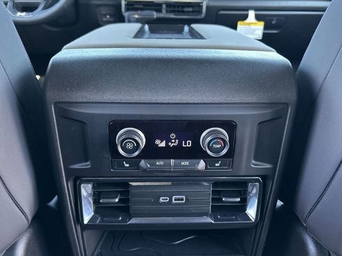 New 2026 GMC Hummer EV 4x4 Crew Cab w/ LPO, Illumination Package image 22