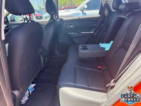 Used 2021 Nissan Rogue SL w/ Premium Package FWD image 6