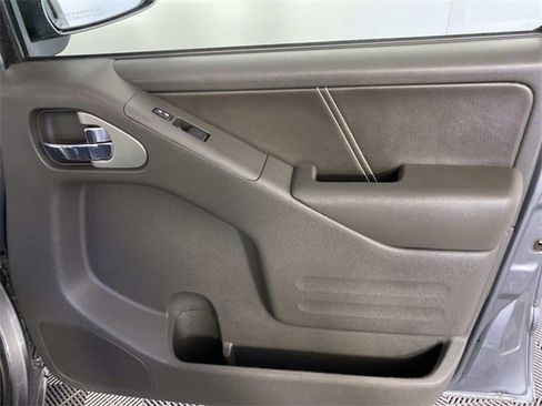 Used 2021 Nissan Frontier PRO-4X w/ Pro-4x Utility Package image 28