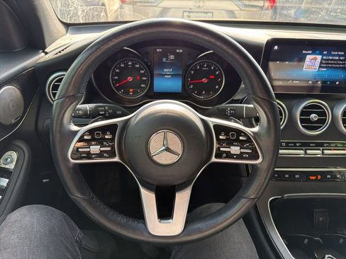 Used 2021 Mercedes-Benz GLC 300 4MATIC image 12