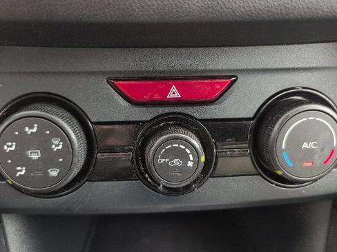 Used 2018 Subaru Impreza 2.0i AWD/4WD image 22