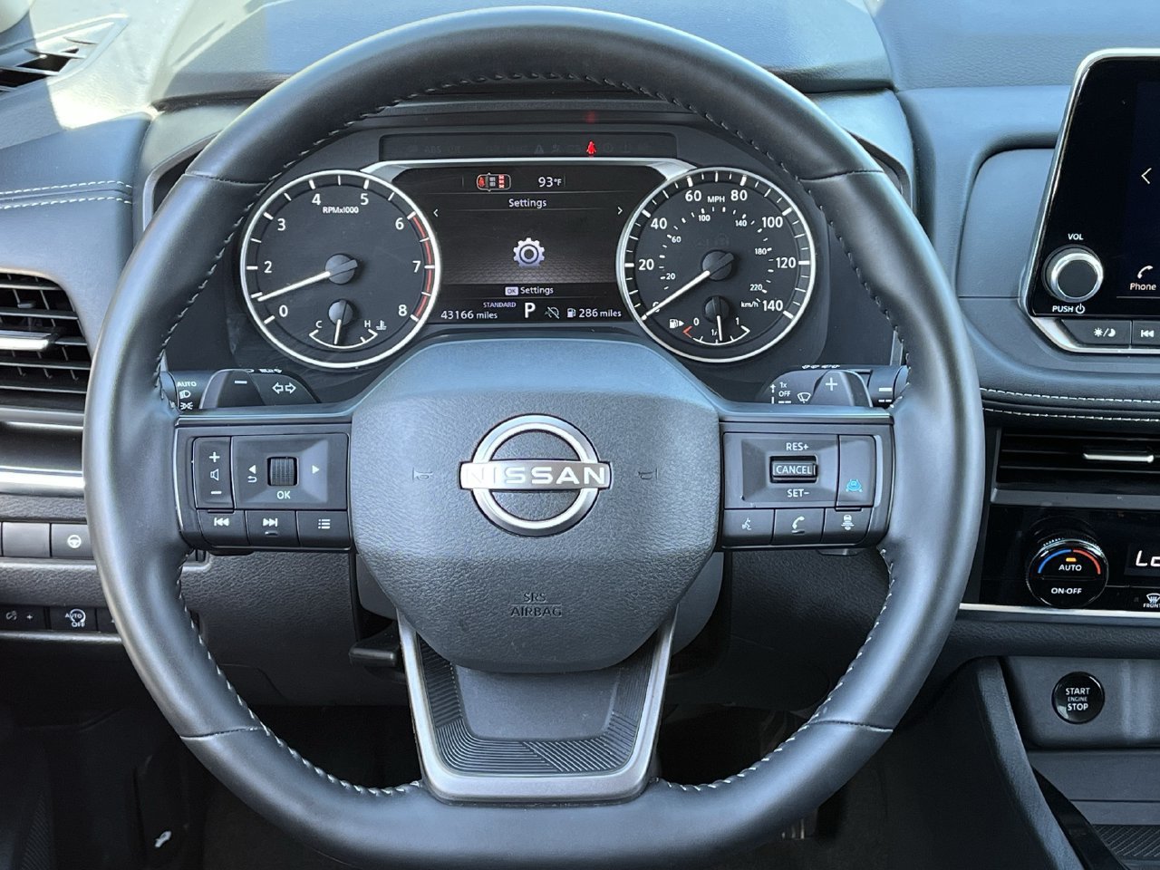 Used 2026 Nissan Rogue SV FWD image 11