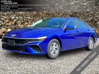 Used 2025 Hyundai Elantra SE