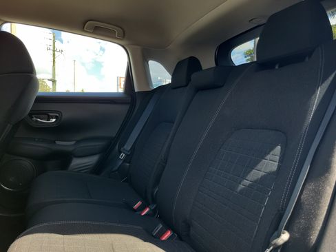 Certified 2024 Honda HR-V LX image 10