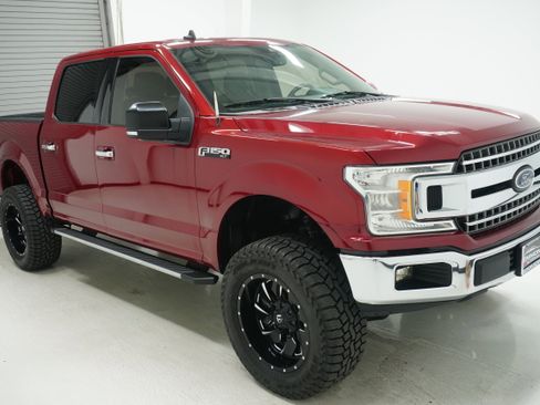 Used 2019 Ford F150 XLT w/ Equipment Group 302A Luxury RWD image 3