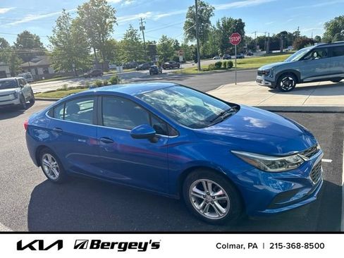 Used 2016 Chevrolet Cruze LT FWD image 6