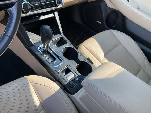 Used 2018 Subaru Outback 2.5i Limited AWD/4WD image 16