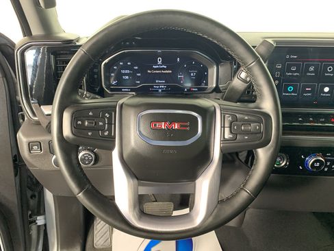 Used 2024 GMC Sierra 1500 SLT RWD image 21