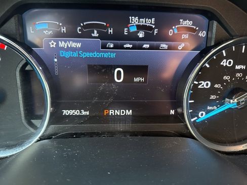 Used 2021 Ford F250 Lariat w/ Chrome Package image 25