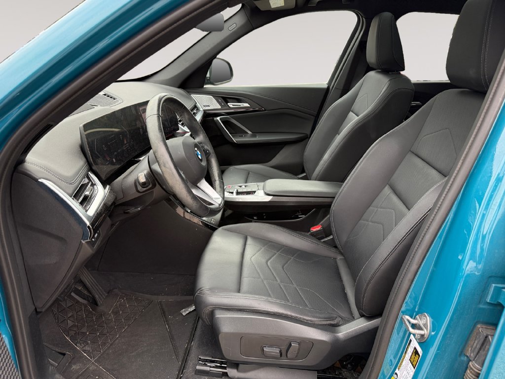 Certified 2023 BMW X1 xDrive28i AWD/4WD image 2