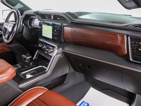 Used 2025 GMC Sierra 1500 Denali Ultimate image 31