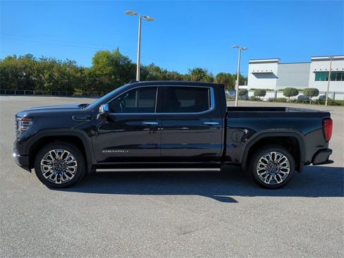 Used 2025 GMC Sierra 1500 Denali Ultimate image 7