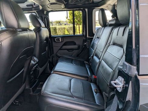 Used 2021 Jeep Wrangler Unlimited Sahara w/ Safety Group image 27