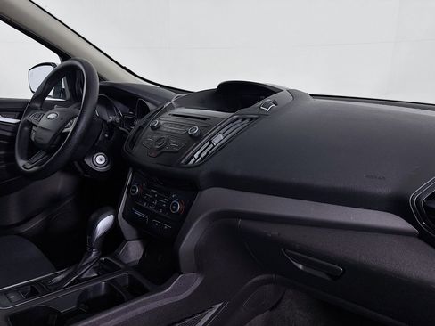 Used 2018 Ford Escape SE w/ Ford Safe & Smart Package image 28