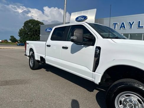 Certified 2023 Ford F250 XL w/ XL Chrome Package AWD/4WD image 6