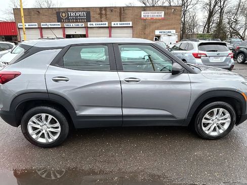 Used 2023 Chevrolet TrailBlazer LS image 4