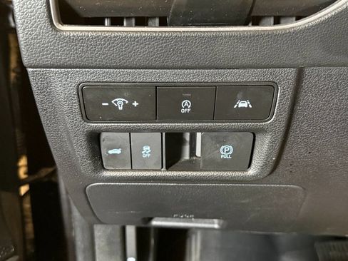 Used 2023 Hyundai Sonata SE FWD image 17