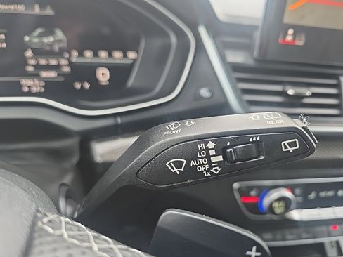 Used 2023 Audi SQ5 Premium Plus w/ Premium Plus Package image 26