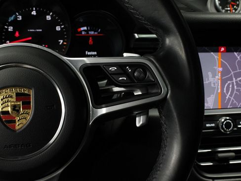 Certified 2021 Porsche Macan AWD/4WD image 26