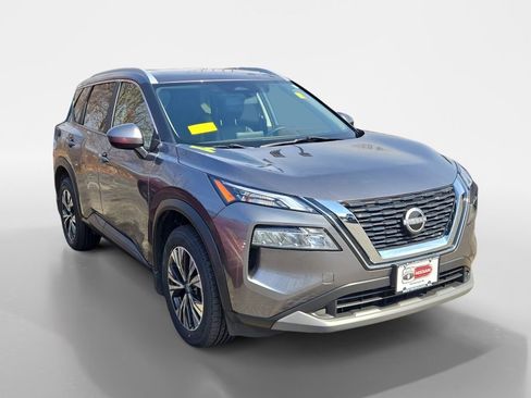 Used 2023 Nissan Rogue SV w/ SV Premium B Package image 1