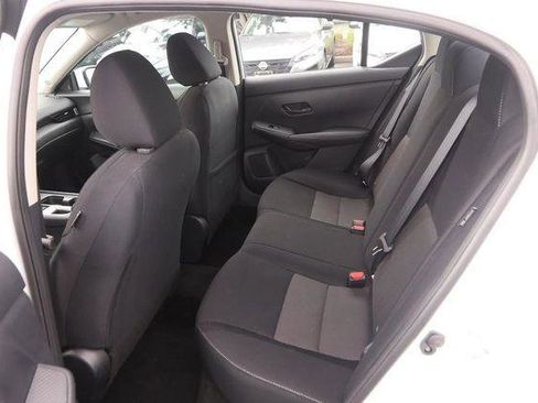Used 2024 Nissan Sentra SV w/ All-Weather Package FWD image 9
