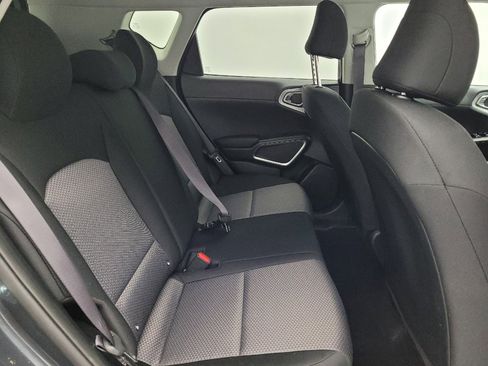 Used 2025 Kia Soul S image 19