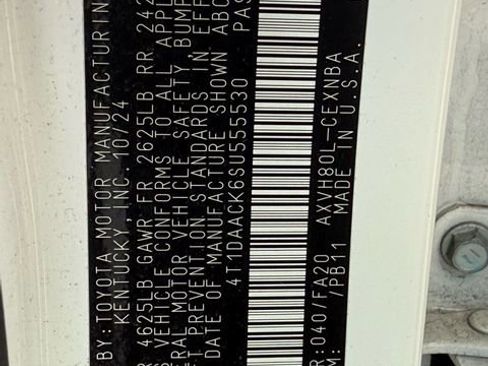 Certified 2025 Toyota Camry LE image 14