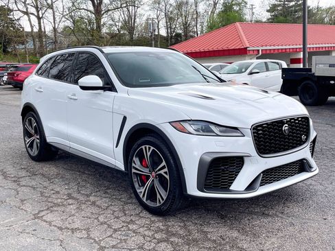 Used 2021 Jaguar F-PACE SVR image 2