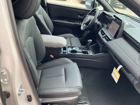 New 2026 Subaru Outback Touring AWD/4WD image 18