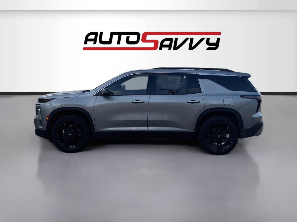 Used 2026 Chevrolet Traverse LT w/ LPO, Floor Liner Package FWD image 5