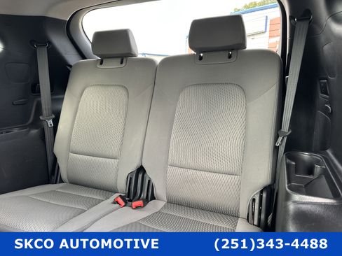 Used 2018 Hyundai Santa Fe SE w/ Cargo Package image 27