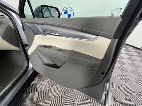 Used 2024 Cadillac XT5 Premium Luxury image 25