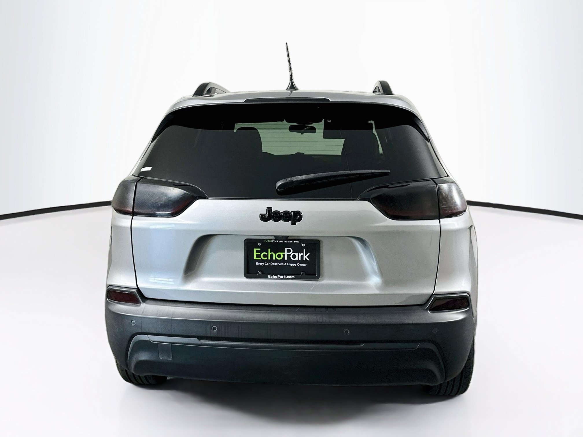 Used 2020 Jeep Cherokee Latitude Plus FWD image 7