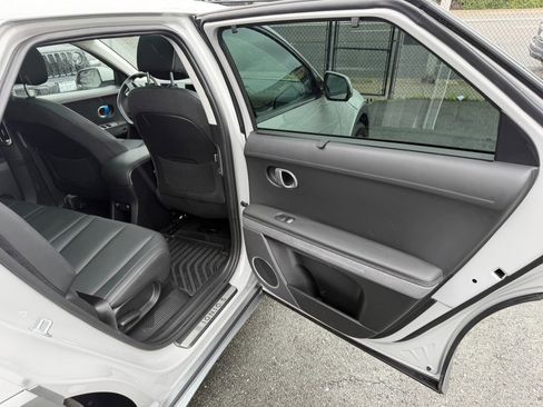 Used 2023 Hyundai Ioniq 5 Limited image 41