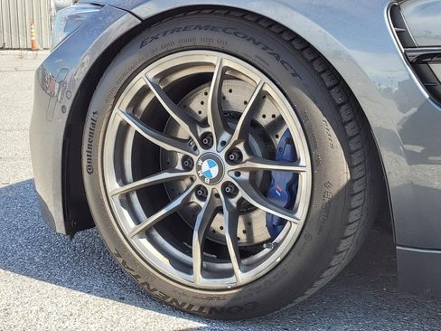 Used 2018 BMW M3 Competition image 30