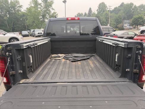 Used 2018 RAM 1500 Limited AWD/4WD image 14
