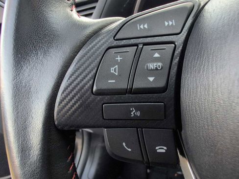 Used 2016 MAZDA MAZDA3 i Grand Touring image 25