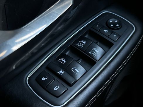 Used 2020 RAM 1500 Limited image 35