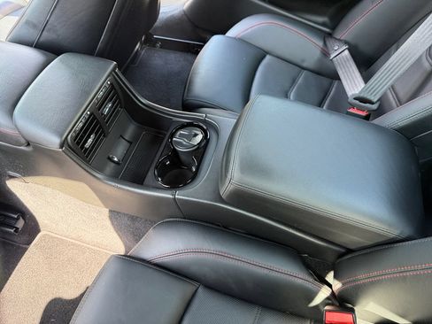 Used 2018 Maserati GranTurismo Sport RWD image 28